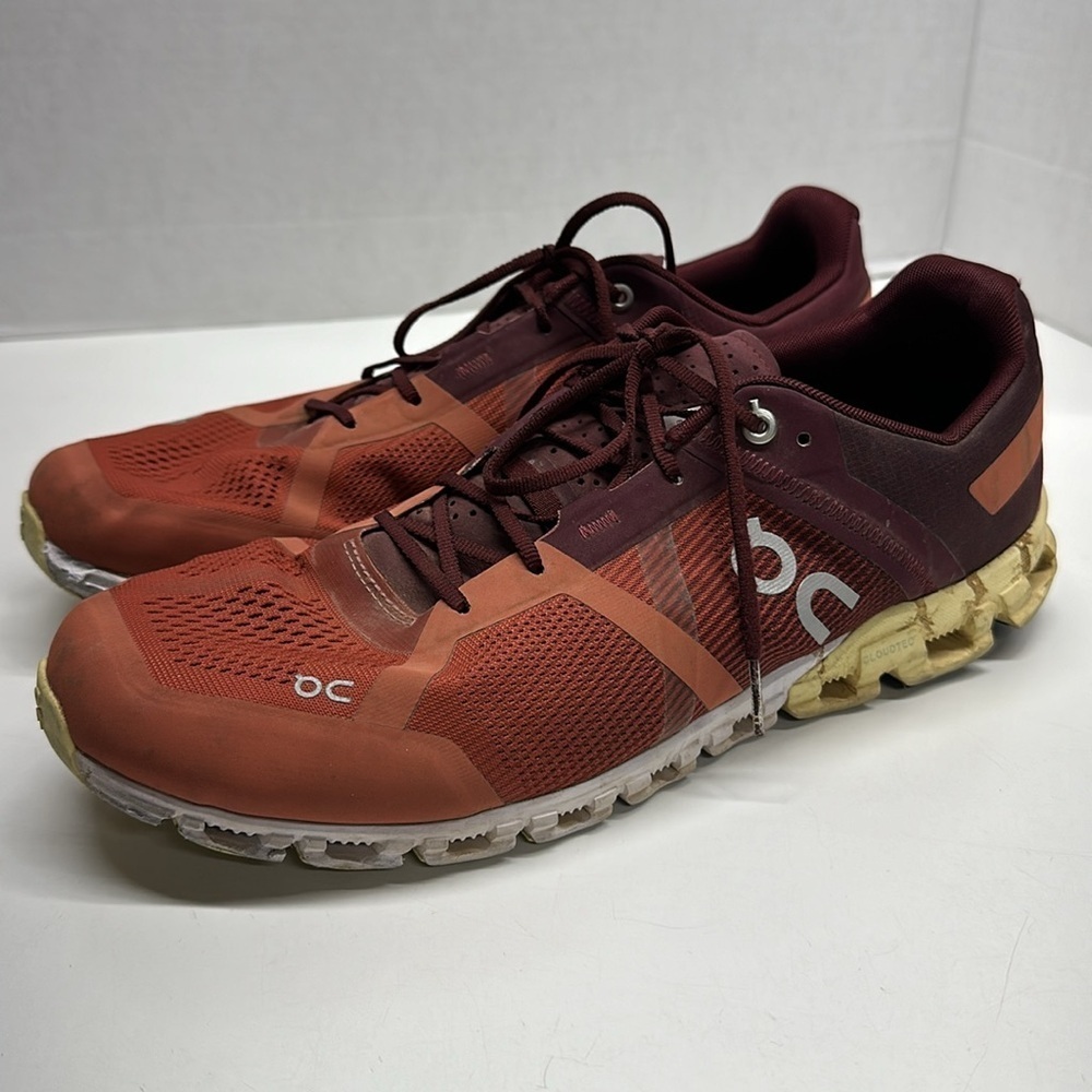 On Cloud Sneakers Cloudflow 2.0 Running Lace Up Shoes Rust Red Men's Size 12.5